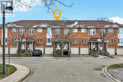 54 - 1130 CAWTHRA ROAD  Mississauga, ON L5G 4V7
