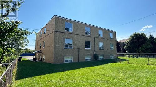 242 Wilmington Avenue, Toronto, ON - Outdoor