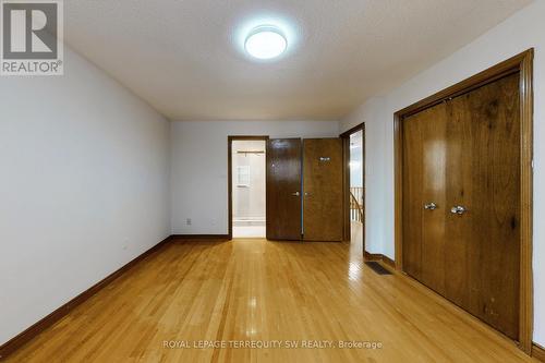 327A Beechgrove Drive, Toronto, ON - Indoor Photo Showing Other Room