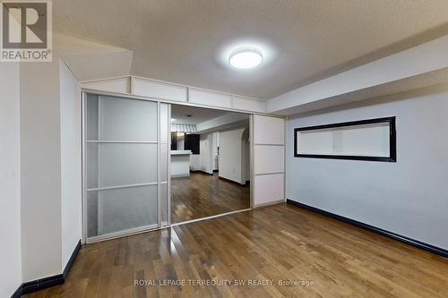 327A Beechgrove Drive, Toronto, ON - Indoor Photo Showing Other Room