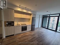 427 - 1 JARVIS STREET  Hamilton, ON L8R 3J2