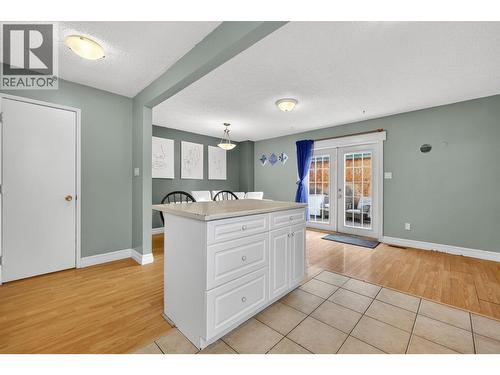 4804 25 Avenue, Vernon, BC - Indoor Photo Showing Other Room