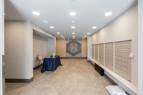 320 7936 206 Street, Langley, BC - Indoor Photo Showing Other Room