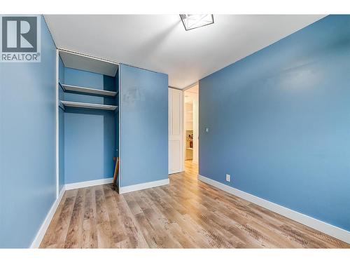 880 Hollydell Road, Kelowna, BC - Indoor Photo Showing Other Room