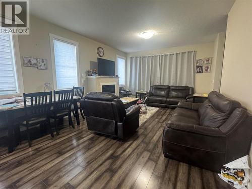 8716 17 Street, Dawson Creek, BC - Indoor Photo Showing Living Room
