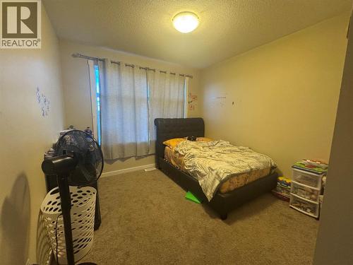 8716 17 Street, Dawson Creek, BC - Indoor Photo Showing Bedroom