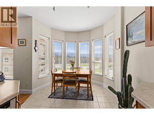 Bright SE facing breakfast nook - 1947 Underhill Street Unit# 704, Kelowna, BC - Indoor