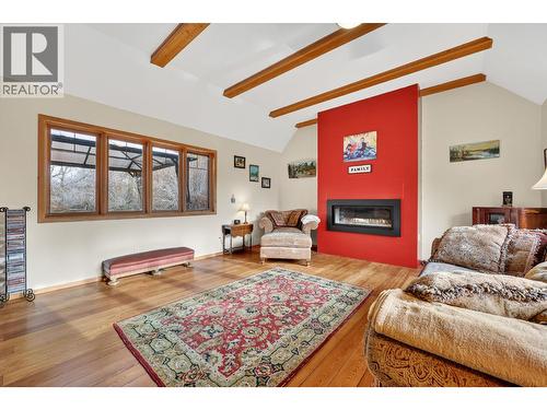 3194 Johnson Road, Salmon Arm, BC - Indoor Photo Showing Living Room With Fireplace