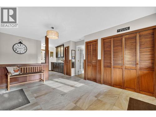 3194 Johnson Road, Salmon Arm, BC - Indoor