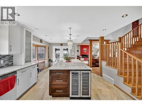 3194 Johnson Road, Salmon Arm, BC - Indoor Photo Showing Kitchen With Upgraded Kitchen