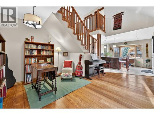 3194 Johnson Road, Salmon Arm, BC - Indoor