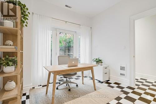 Photo virtually staged - 12 A Admiral Road, Toronto, ON 