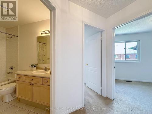 3865 Baycroft Drive, Mississauga, ON - Indoor Photo Showing Bathroom