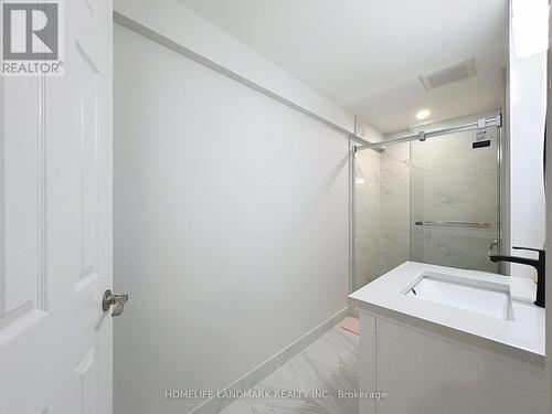 3865 Baycroft Drive, Mississauga, ON - Indoor