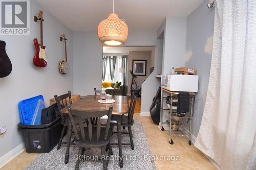 205 Prospect Street S, Hamilton, ON - Indoor Photo Showing Dining Room