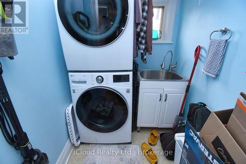 205 Prospect Street S, Hamilton, ON - Indoor Photo Showing Laundry Room