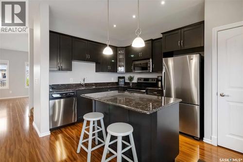 336 Willowgrove Lane, Saskatoon, SK - Indoor Photo Showing Kitchen With Double Sink With Upgraded Kitchen