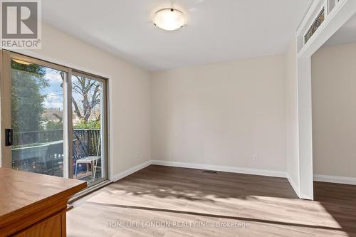 163 Centre Street W, London South (South D), ON - Indoor Photo Showing Other Room
