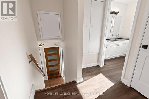 163 Centre Street W, London South (South D), ON - Indoor Photo Showing Other Room