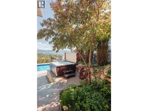 747 Traditions Crescent, Kelowna, BC - Outdoor