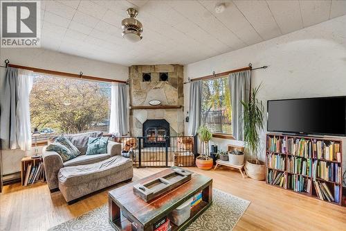 1602 Vancouver Street, Nelson, BC - Indoor Photo Showing Living Room With Fireplace