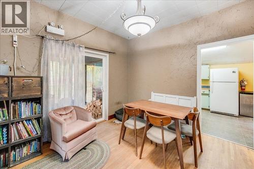 1602 Vancouver Street, Nelson, BC - Indoor Photo Showing Dining Room