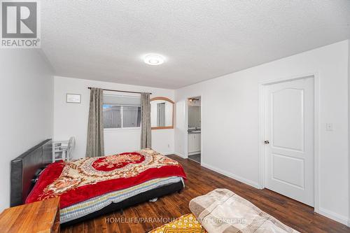 15 Vermont Road, Brampton, ON - Indoor Photo Showing Bedroom