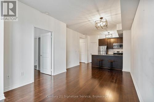 2001 - 385 Prince Of Wales Drive, Mississauga, ON - Indoor Photo Showing Kitchen
