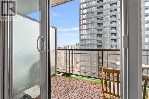 2001 - 385 Prince Of Wales Drive, Mississauga, ON -  Photo Showing Other Room