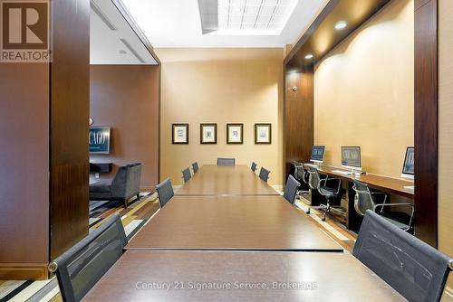 2001 - 385 Prince Of Wales Drive, Mississauga, ON - Indoor