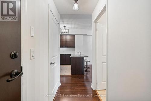 2001 - 385 Prince Of Wales Drive, Mississauga, ON - Indoor Photo Showing Other Room