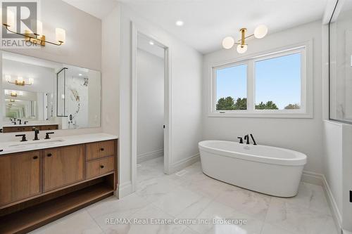 5 Prato Verde Lane, Hamilton (Rockton), ON - Indoor Photo Showing Bathroom