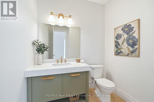 Photo has been virtually staged - 5 Prato Verde Lane, Hamilton (Rockton), ON - Indoor Photo Showing Bathroom