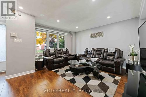 85 - 3180 Bannon Way, Ottawa, ON - Indoor Photo Showing Living Room