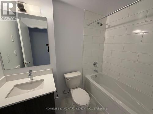 218 - 3 Bancroft Lane, Richmond Hill, ON - Indoor Photo Showing Bathroom