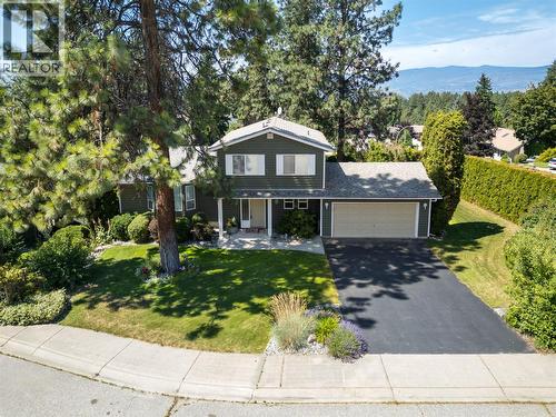 3942 Suncrest Court, Kelowna, BC - Outdoor