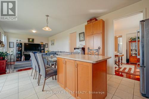 22 Birch Tree Trail, Brampton, ON - Indoor