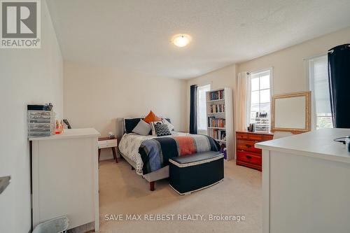 22 Birch Tree Trail, Brampton, ON - Indoor