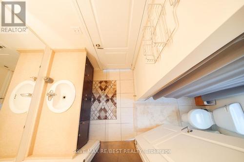 22 Birch Tree Trail, Brampton, ON - Indoor