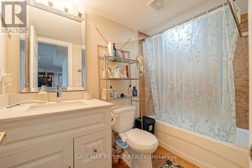 22 Birch Tree Trail, Brampton, ON - Indoor Photo Showing Bathroom