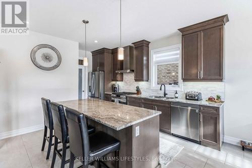 2196 Springridge Drive, London North (North C), ON - Indoor Photo Showing Kitchen With Upgraded Kitchen