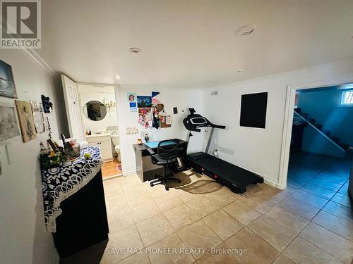 5 Parkview Boulevard, Halton Hills, ON - Indoor Photo Showing Gym Room