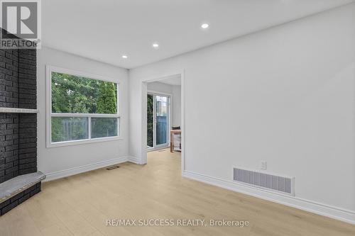 4631 Penhallow Road, Mississauga, ON - Indoor Photo Showing Other Room