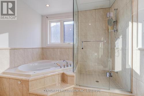 5230 Creditview Road, Mississauga, ON - Indoor Photo Showing Bathroom
