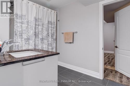 5230 Creditview Road, Mississauga, ON - Indoor Photo Showing Bathroom