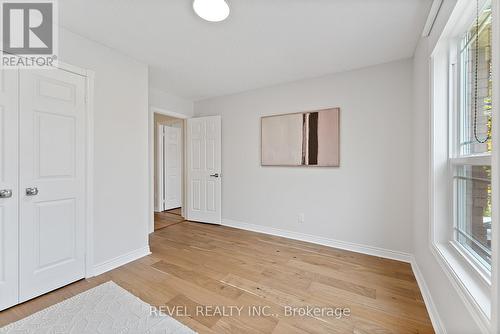 2824 Huntingdon Trail, Oakville, ON - Indoor Photo Showing Other Room