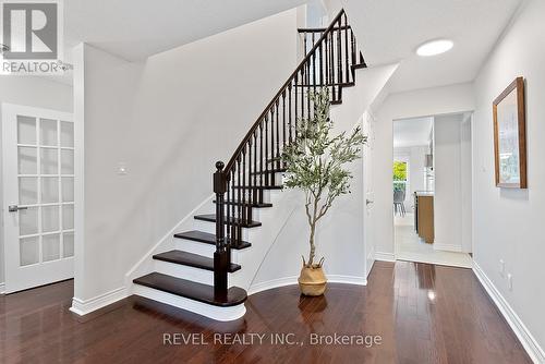2824 Huntingdon Trail, Oakville, ON - Indoor Photo Showing Other Room