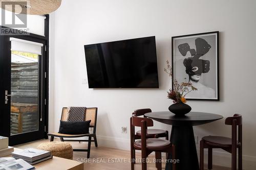 110B Palmerston Avenue, Toronto, ON 