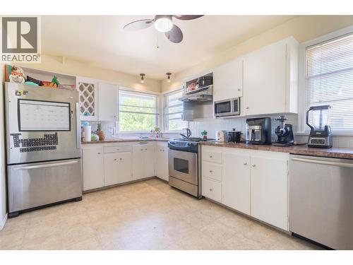 3095 Gordon Drive, Kelowna, BC - Indoor Photo Showing Kitchen With Stainless Steel Kitchen
