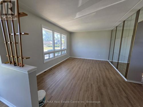 264 Vansitmart Avenue, Hamilton (Mcquesten), ON - Indoor Photo Showing Other Room